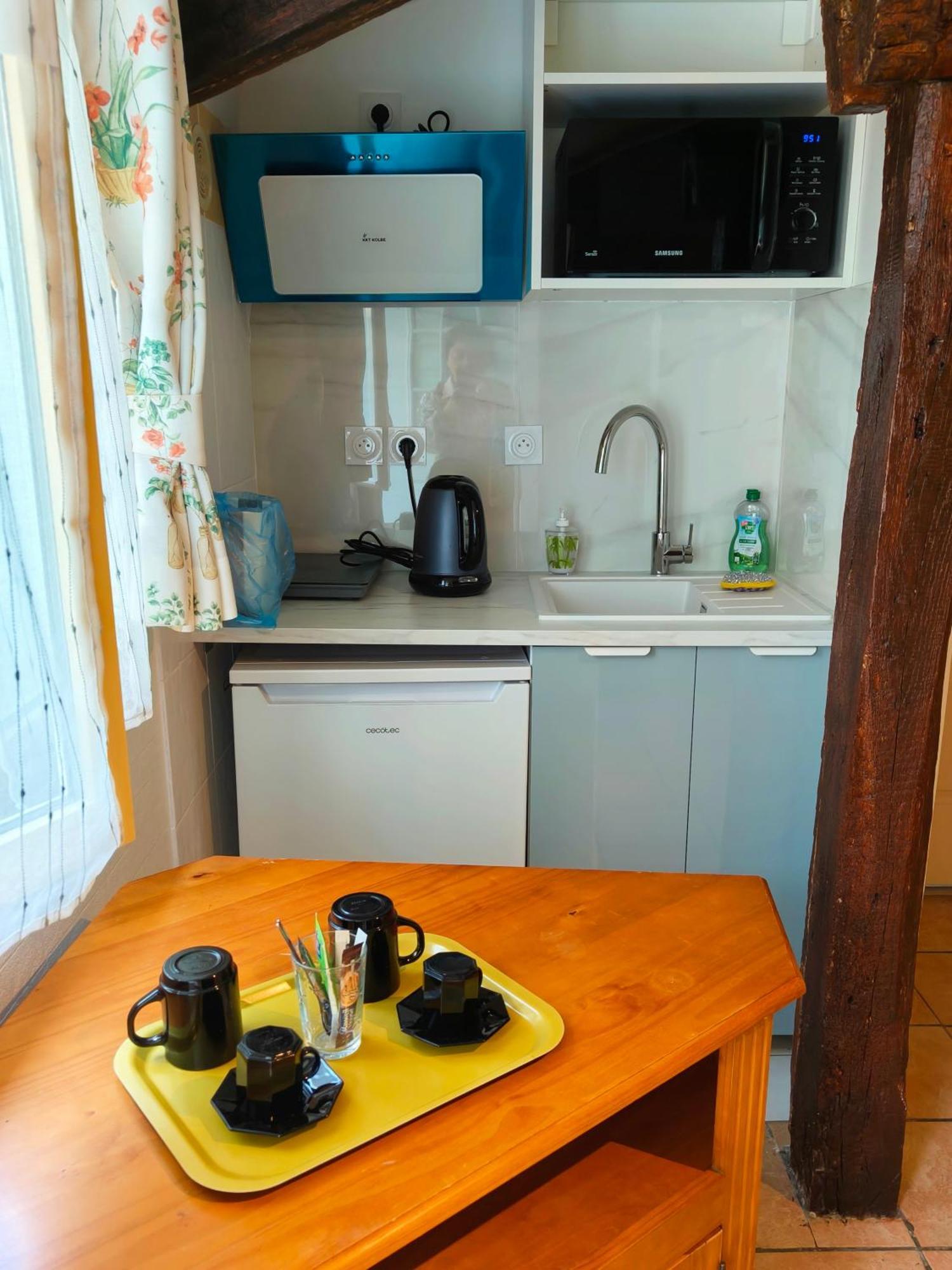 Le Coin Des Artistes Bed & Breakfast Giverny Oda fotoğraf