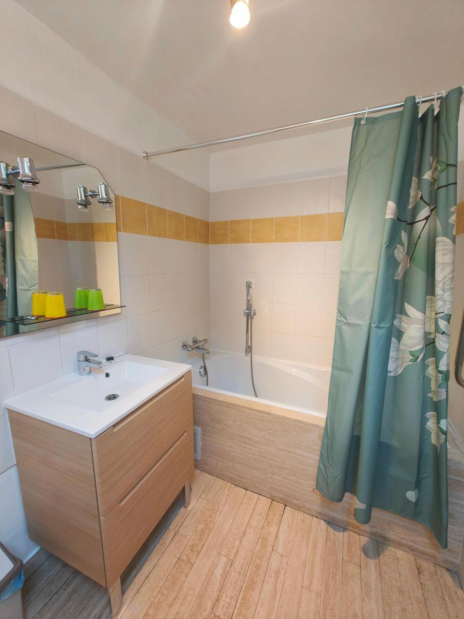 Le Coin Des Artistes Bed & Breakfast Giverny Oda fotoğraf
